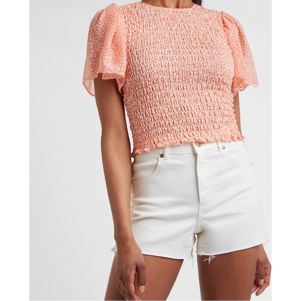 EXPRESS Printed Smocked Bodice Flutter Sleeve Top - Picture 1 of 16